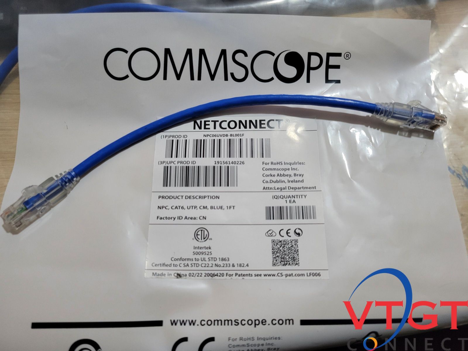 day-nhay-mang-cat6-commscope-30cm-0-3m-npc06uvdb-bl001f