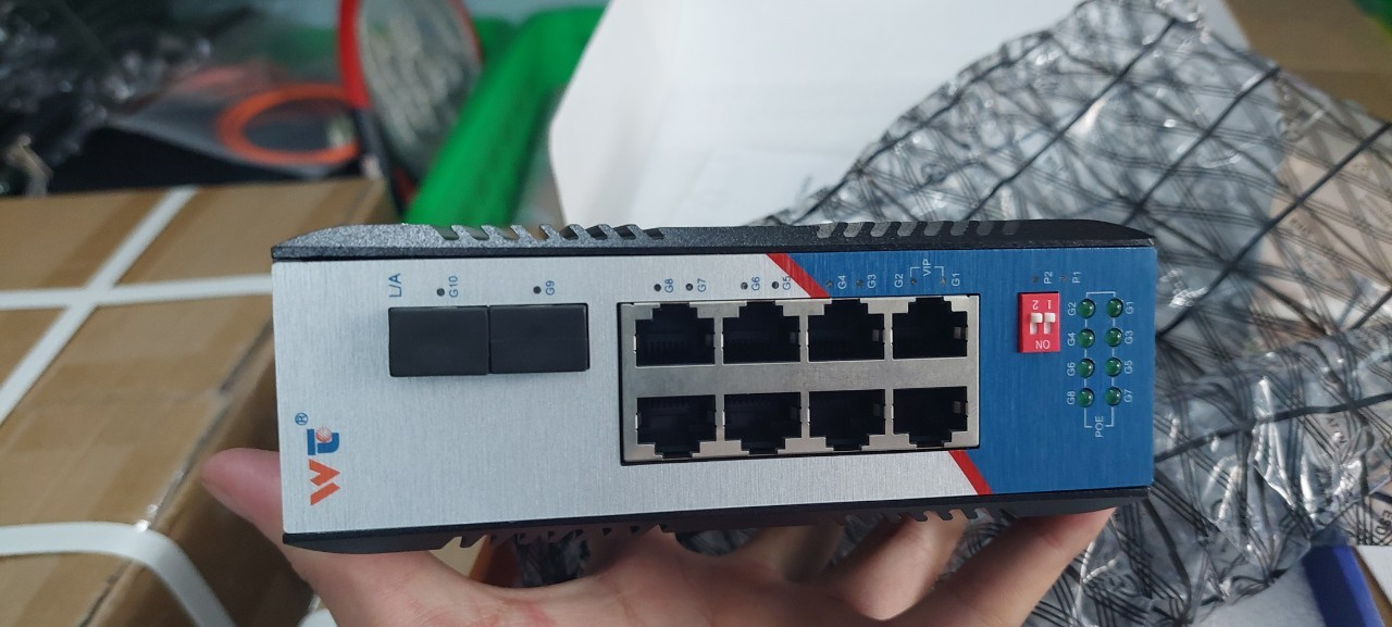 Switch POE Chuẩn Công Nghiệp 8 cổng mạng 2 cổng SFP Wintop RS2310-2GF8GT-8POE